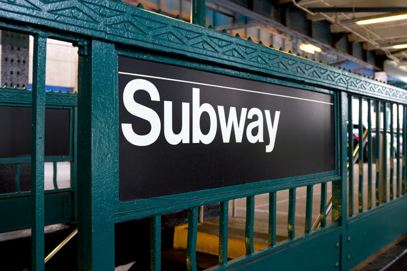 10 App gratuite per un viaggio a New York Scritta subway a New York